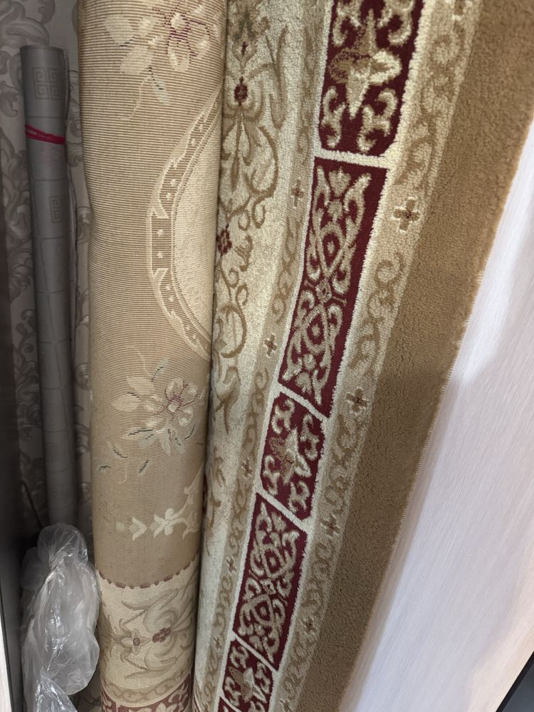 Продам два ковра