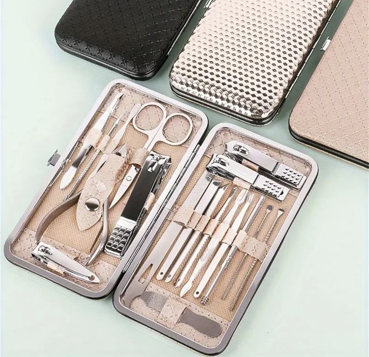 Set manichiură 19 piese – Elegant & Compact