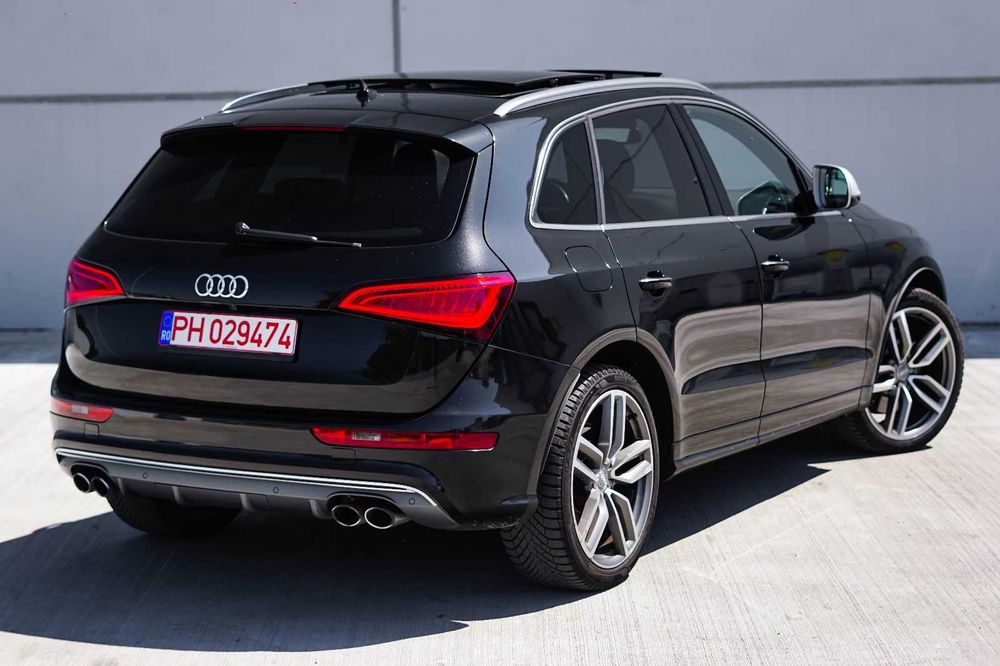 ### Audi SQ5 ###