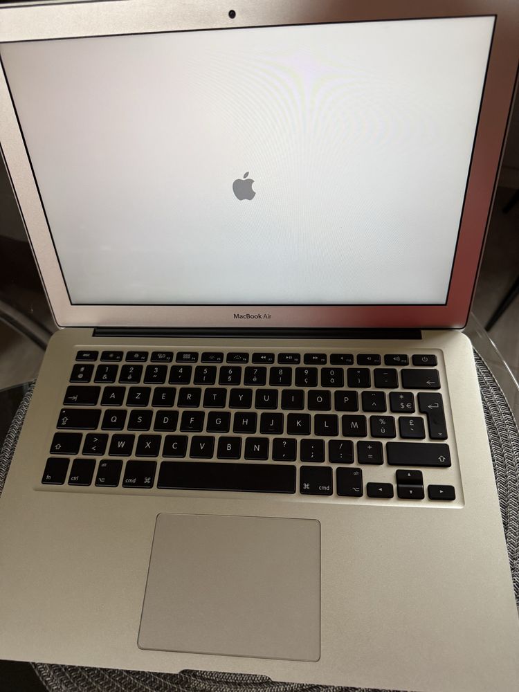 MacBook Air 13.3" A1466