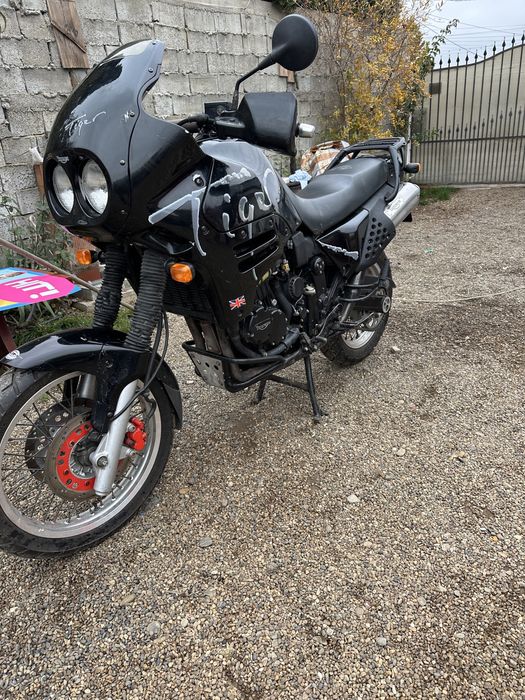 Vand sau schimb motocicleta