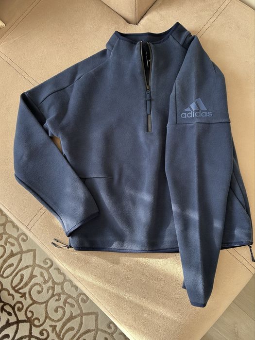 Дамски екип  размер  М ,блузи