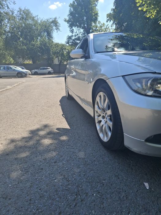 Vând BMW 318i sau schimb  an 2008 motor 2.0benzina