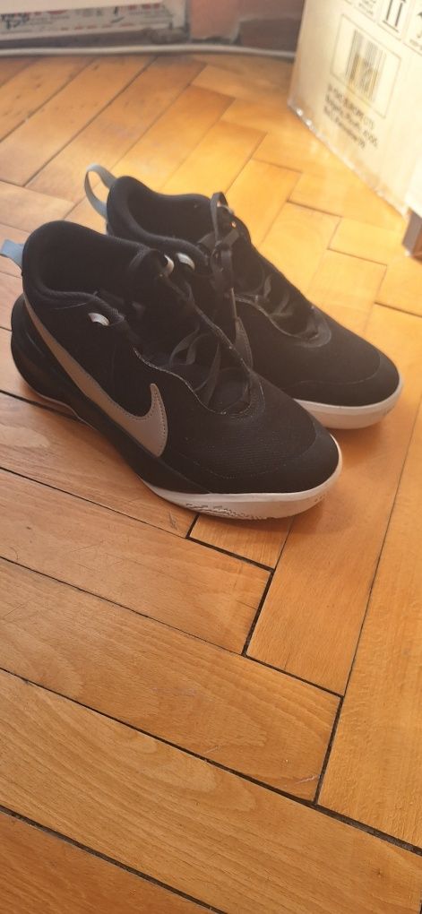 Nike дамски маратонки N:38,5