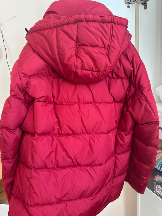 Зимно чисто ново яке, подходящо за ски