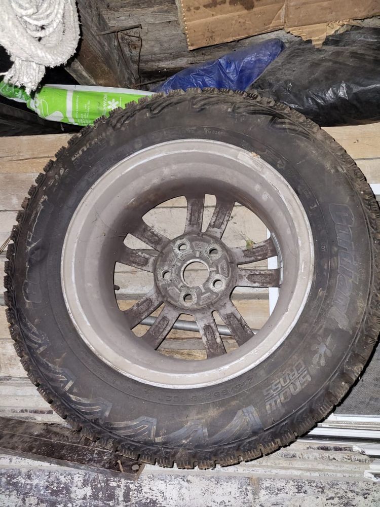 Продам Шины с дисками Кордиант 215х65х16