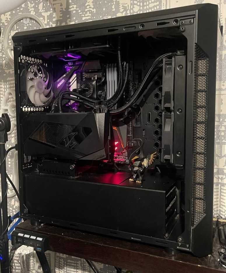 PC Gaming High-End AORUS WaterCool Ryzen 3700X, RTX 3080, 32 RAM