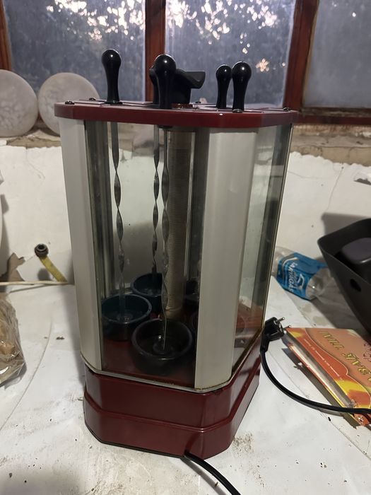 Электрическая шашлычница Harlem,шашлык пісіретін