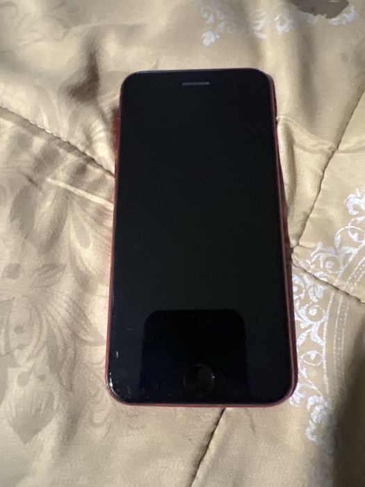 Айфон Se 64 гб 2020