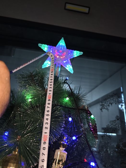 Арча сотамиза . Продаетса Елка  2мет40см