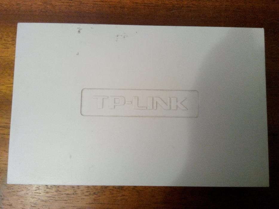 Vand Switch TP LINK TL SF 105D