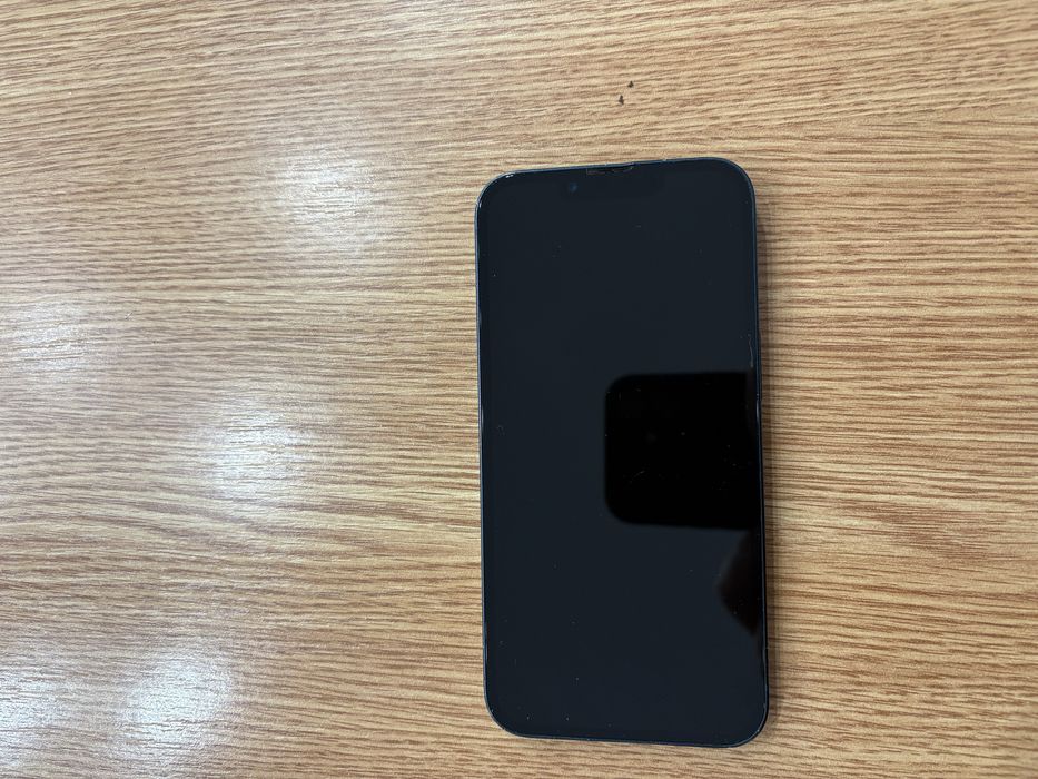 iPhone 13 impacabil
