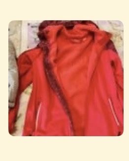 Дрешки и ботушки за момиче- Подаряват се