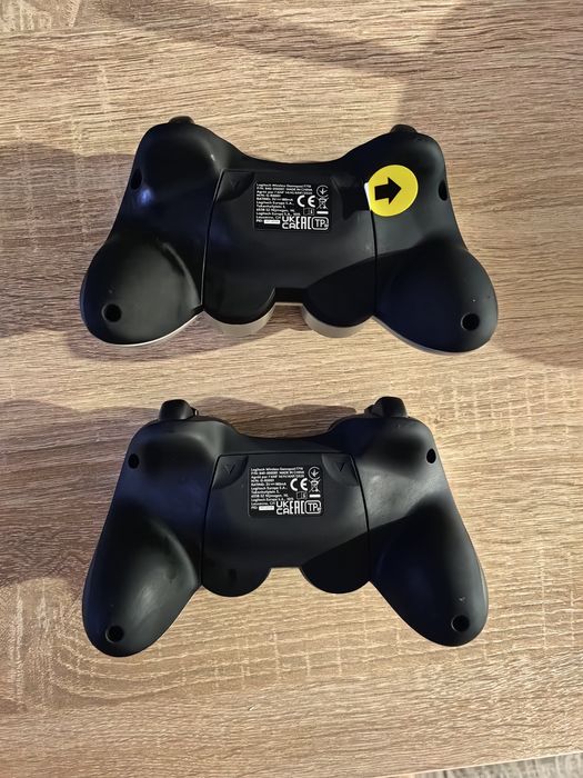 Logitech джойстик нови