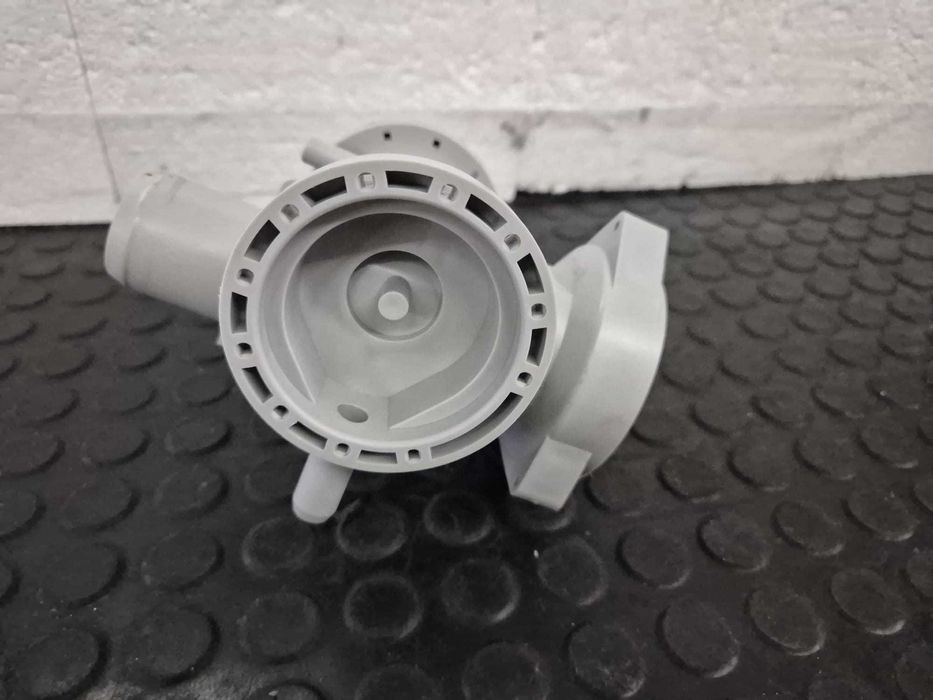 Pompa evacuare cu corp masina de spalat LG BPX 2-94L model / C28