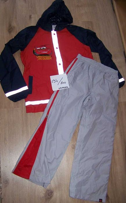 Set geaca si pantaloni de ploaie mar.128 si 140