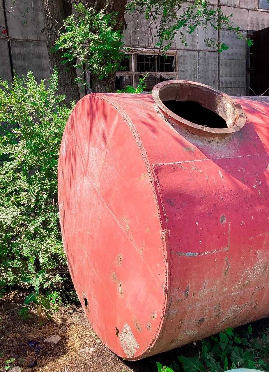 Продам Емкость 11 Куб