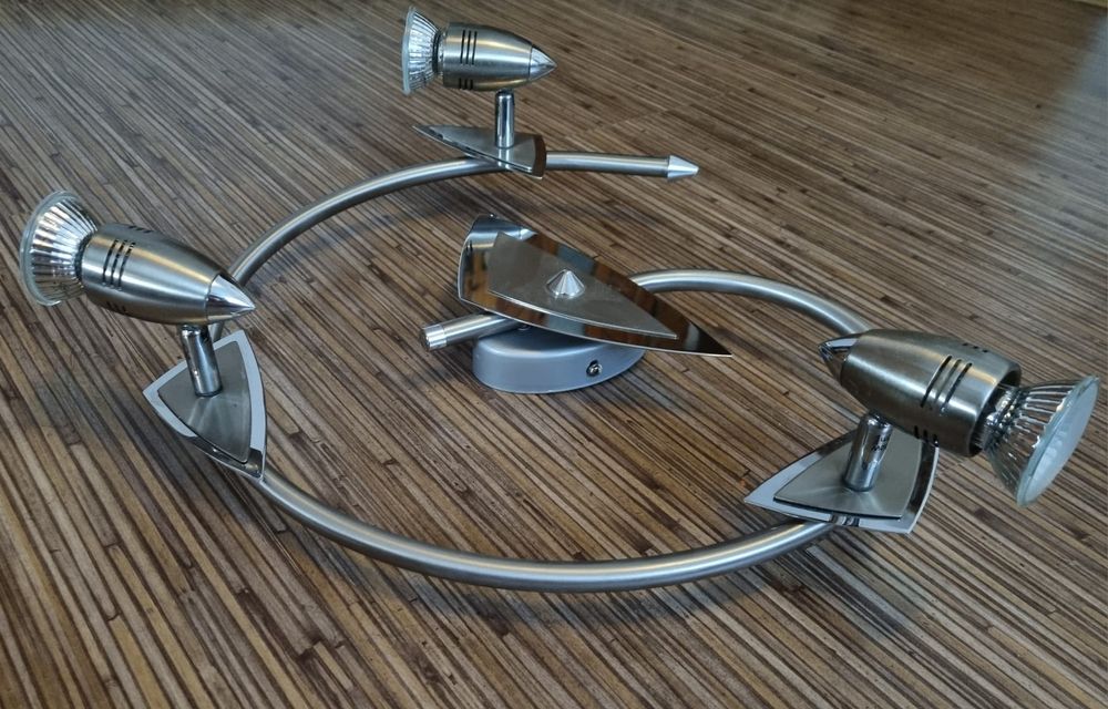 Vand lustra led moderna