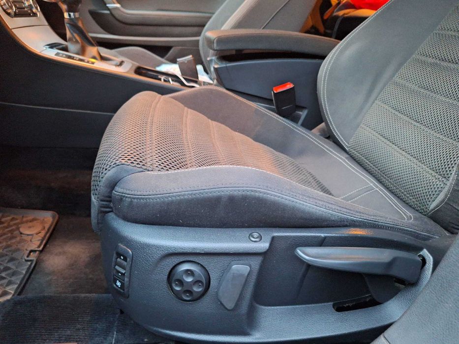 Volkswagen Passat CC 2009 / 2.0 TDI 170 HP