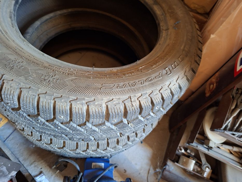 Қыстық 2 покрышка 195/65/R15 бір сезон жүрілген жағдайы керемет