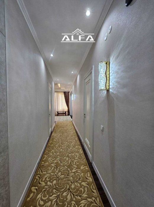 Buxoroda kvartira xonadon uy sotiladi 2 xonali 98m² 4-qavat.