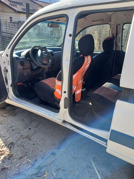 Vând Peugeot partnar