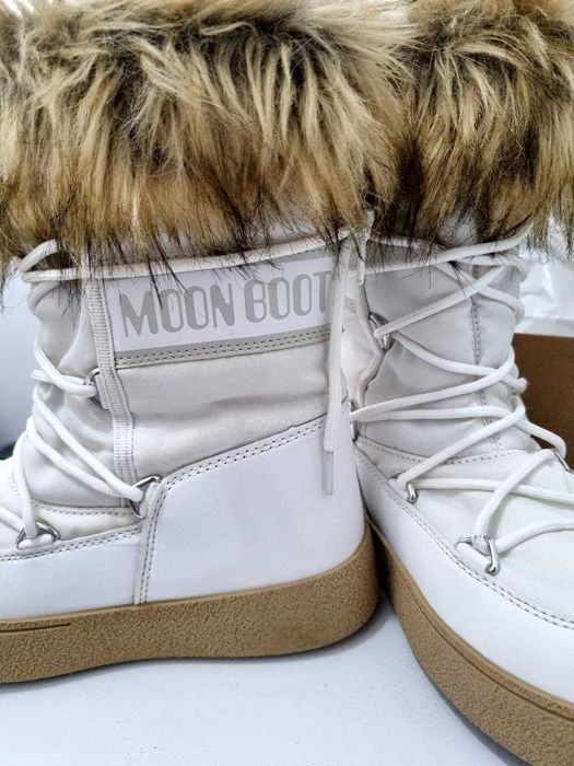 Cizme Moon Boot Monaco marime 37