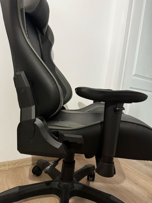 Vand scaun gaming KRING