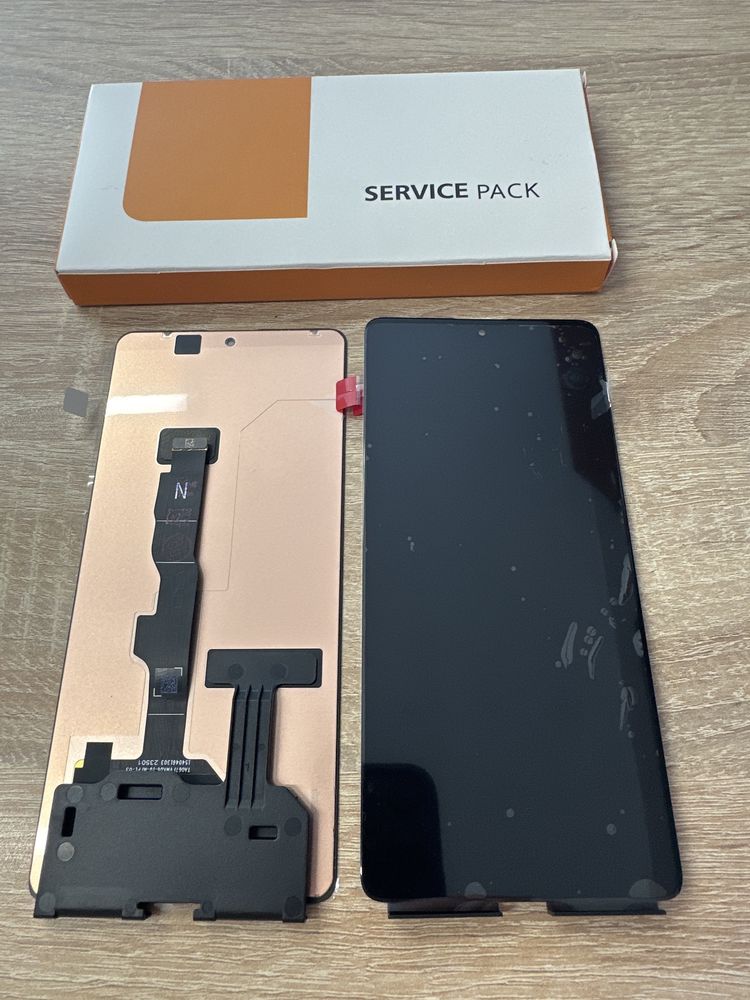 Оригинален дисплей за Xiaomi Redmi Note 13 5G 2024 / Poco F5