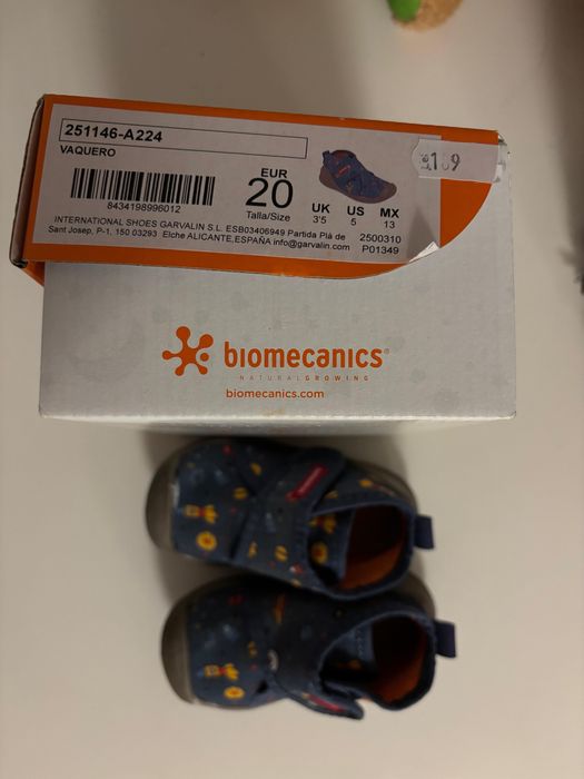 Biomecanics primii pasi numarul 20 (incaltaminte bebelusi)