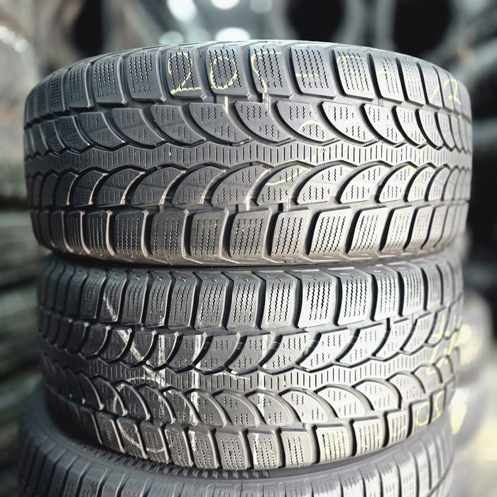 2x 205/50/17 M+S BRIDGESTONE Stare excelentă