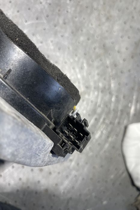 Subwoofer auto A204 820 57 02 Mercedes-Benz CLA-Class C117