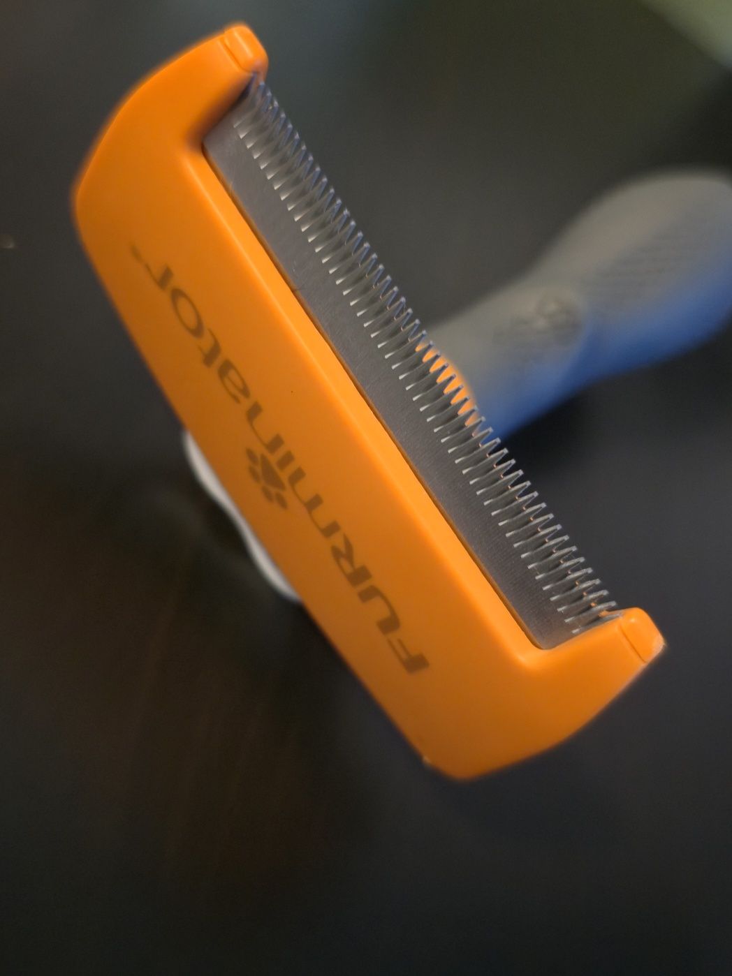 Furminator blana scurta caini M