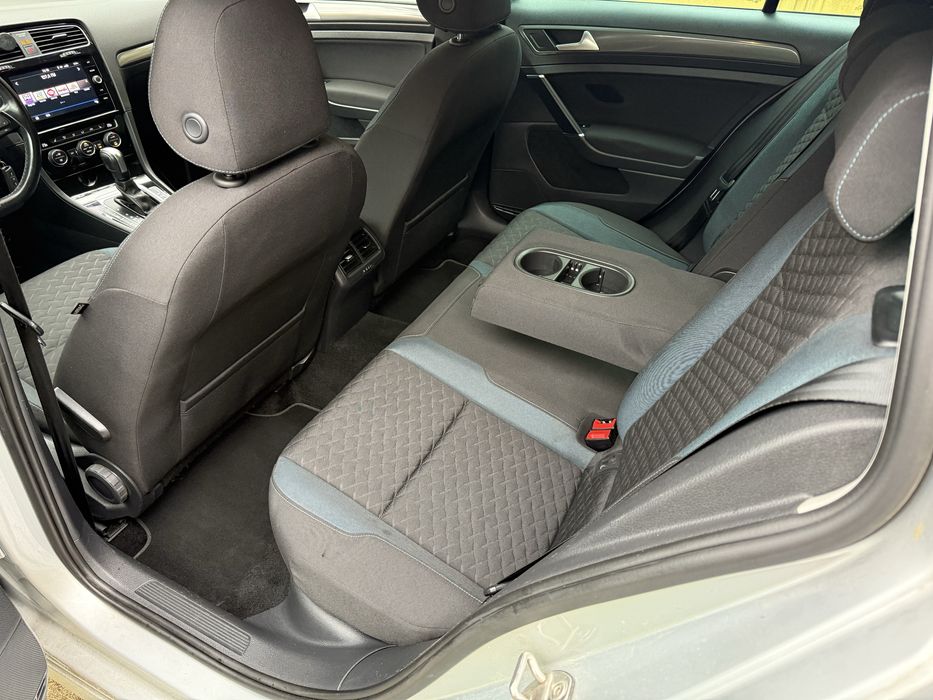 Vw Golf 1.5tsi-150cp DSG 2020 IQ-drive xenon/navi/acc/camera/