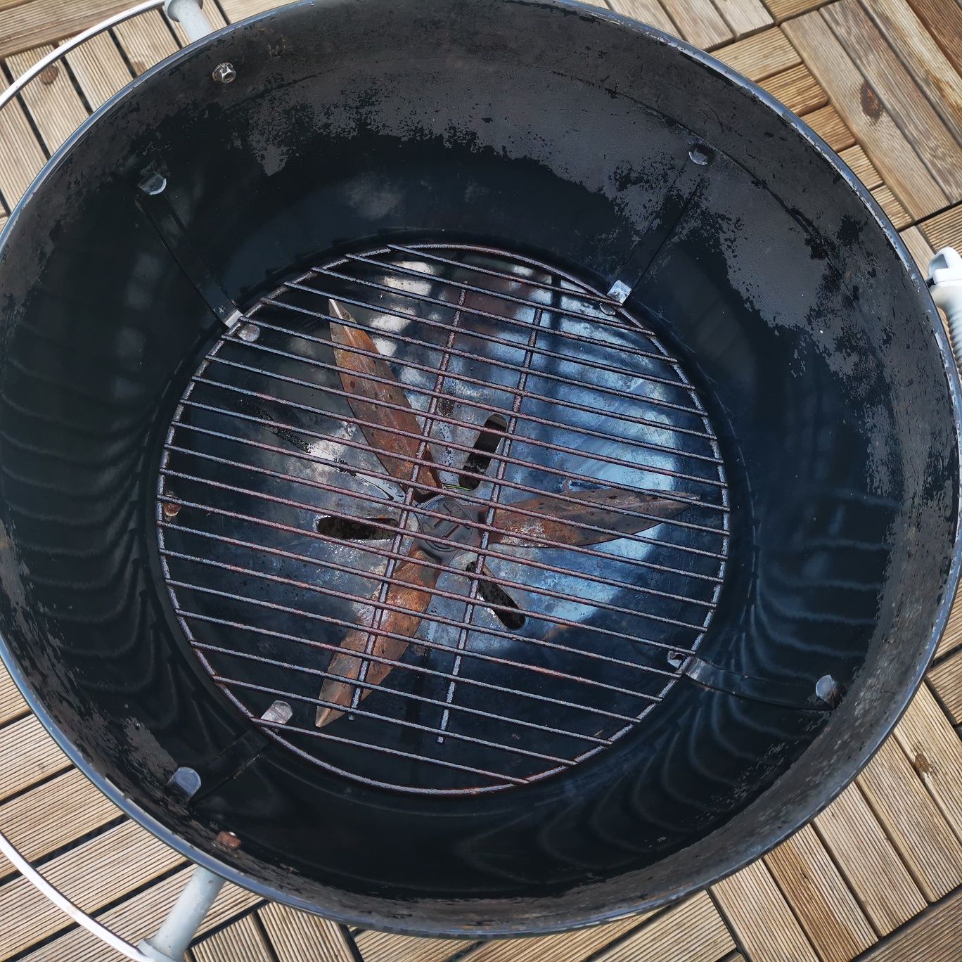 Барбекю Weber  67 см