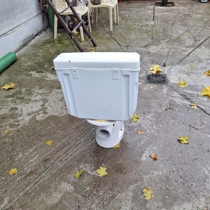 De vanzare wc cu rezervor