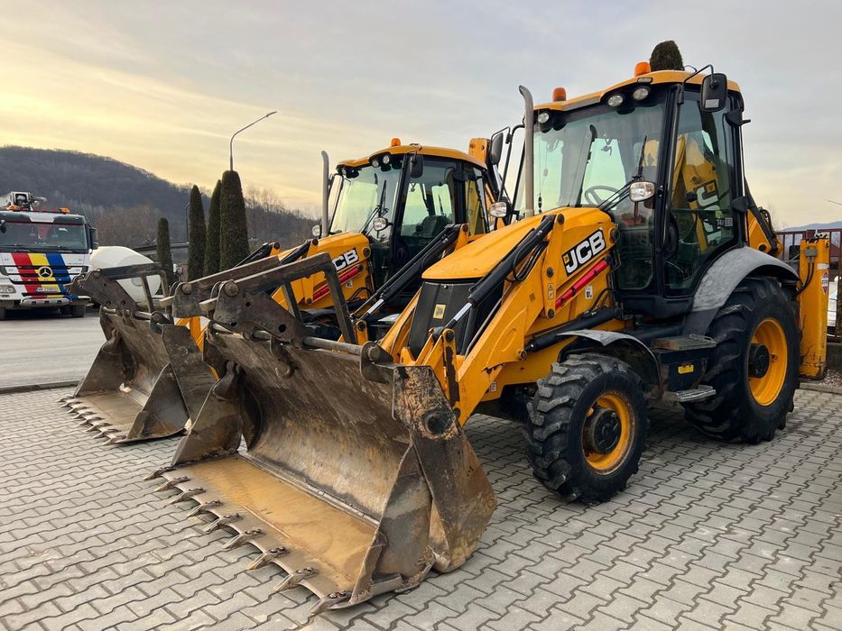 Vand 2 buldoexcavatoare JCB