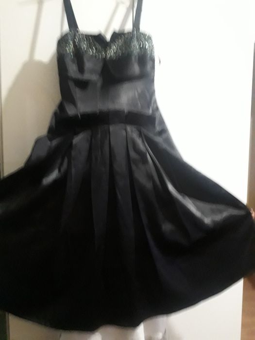 Платье вечернее,  46 размер 4200