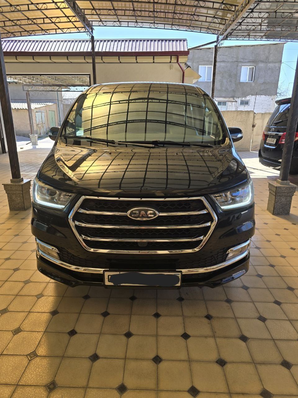 Jac M4 Mikroavtobus, Жак М4 Микроавтобус