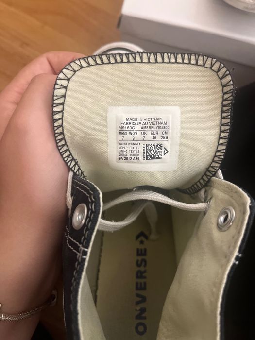 Converse sneakers size 40
