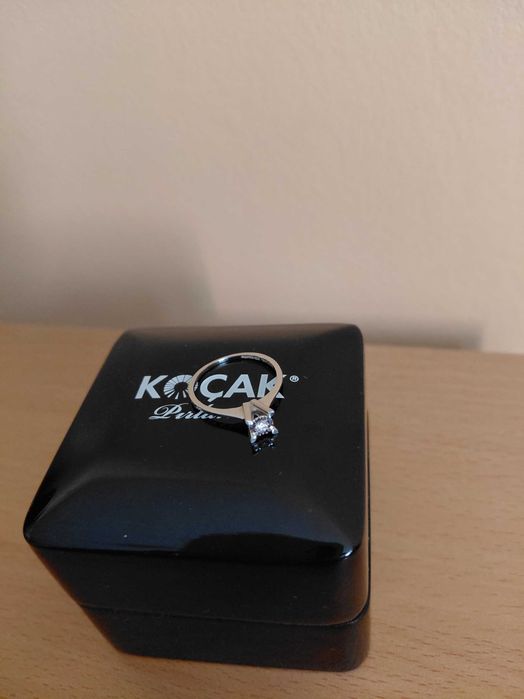 Годежен пръстен/Бяло злато/Диамант