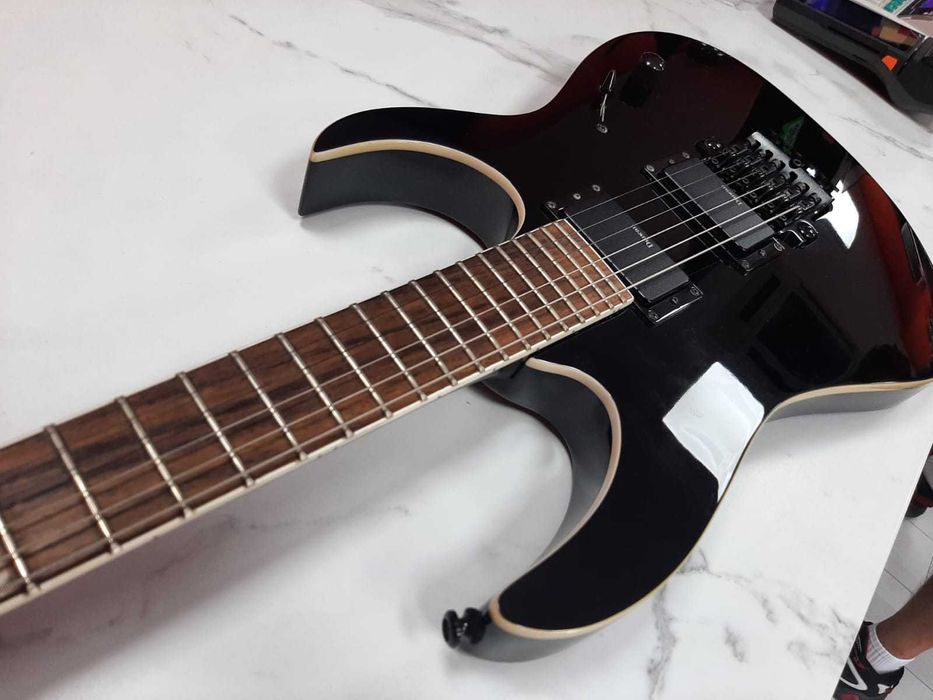 UP Bucuresti/ Chitara Ibanez MTM2, Mick Thomson Signature/ Garantie