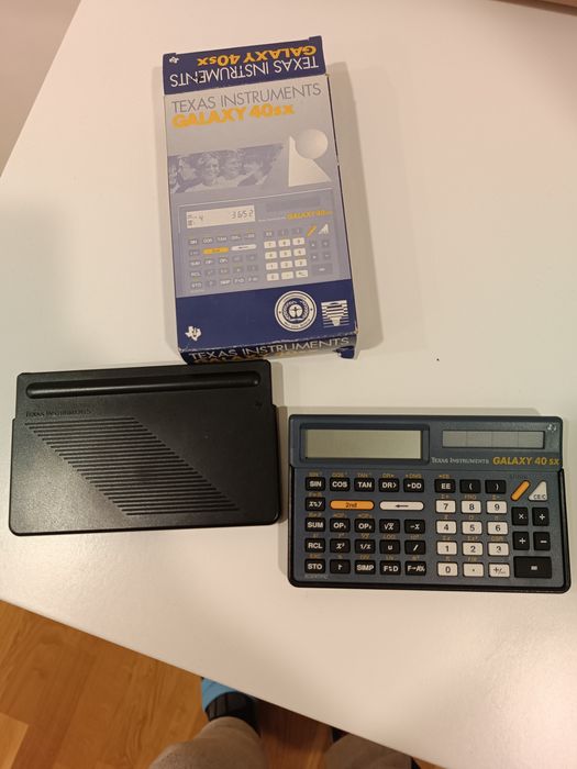 Calculator științific Texas Instruments