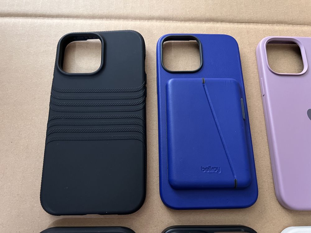 Чисто нови калъфи за Iphone 13 pro max  Цени от 10лв за брой.