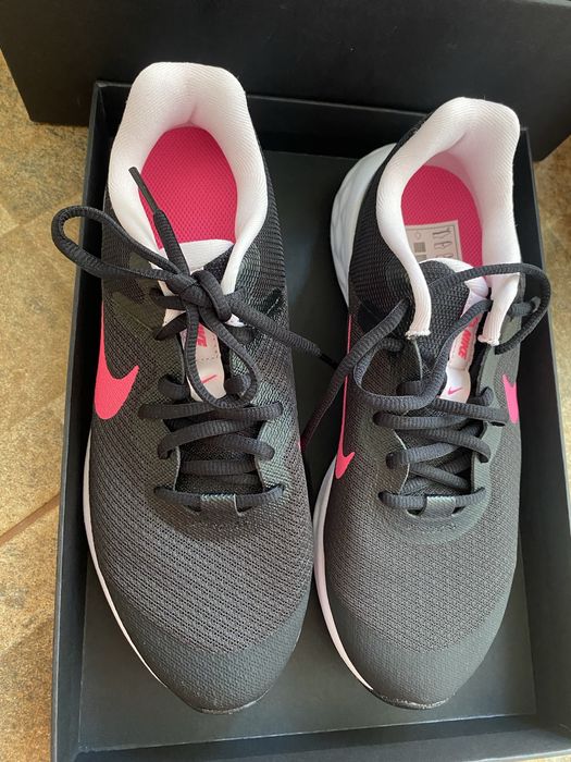 Черни маратонки Nike