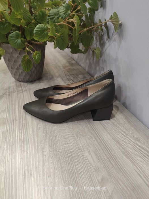 Туфли женские кожаные