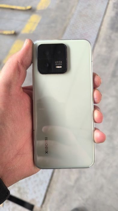 Xiaomi 13  Bu redmi emas