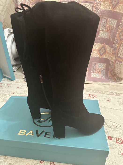 Продается ботфорты.