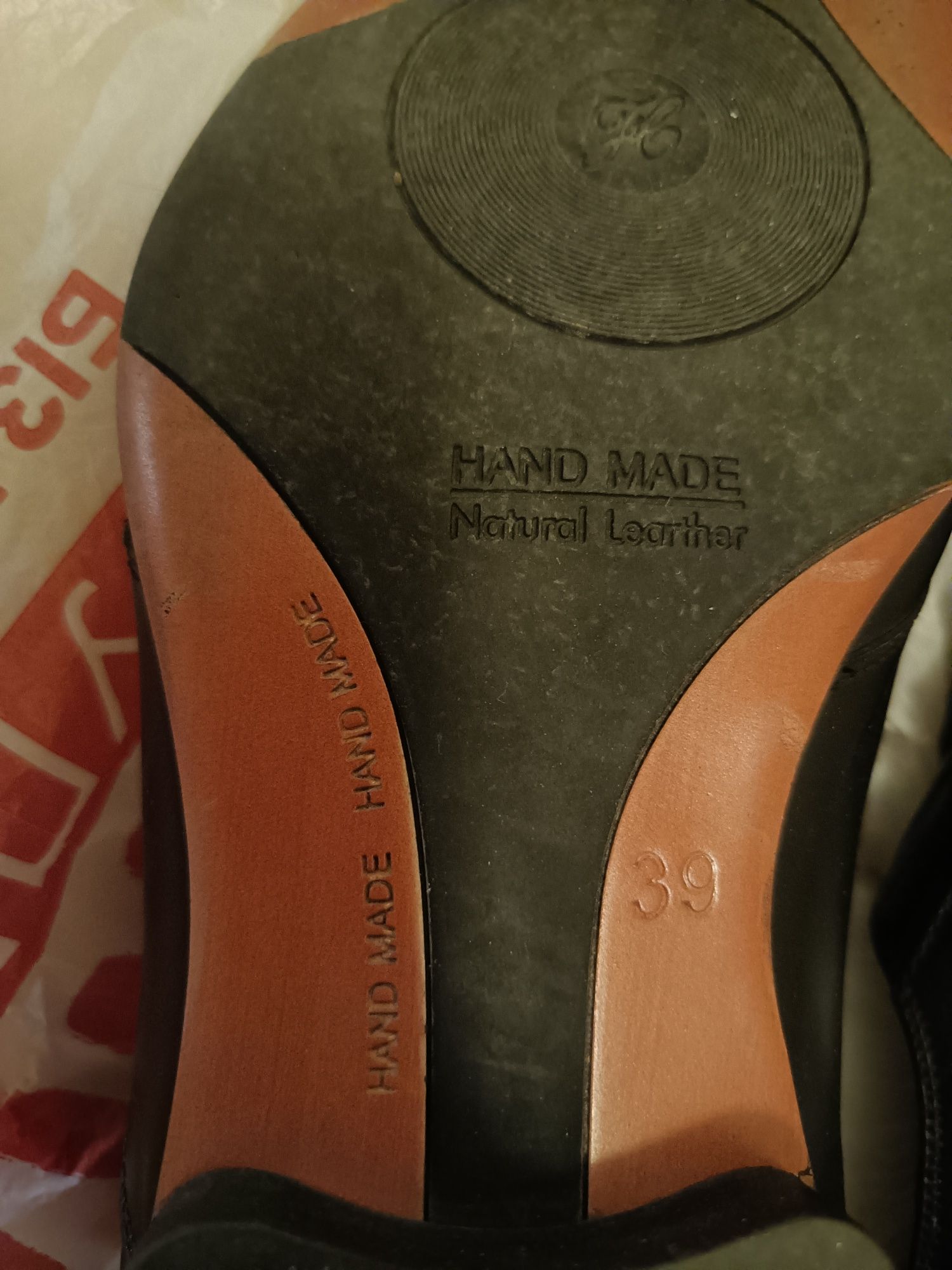 Продам мужские туфли из натуральной кожи фирмы Luka and Brother