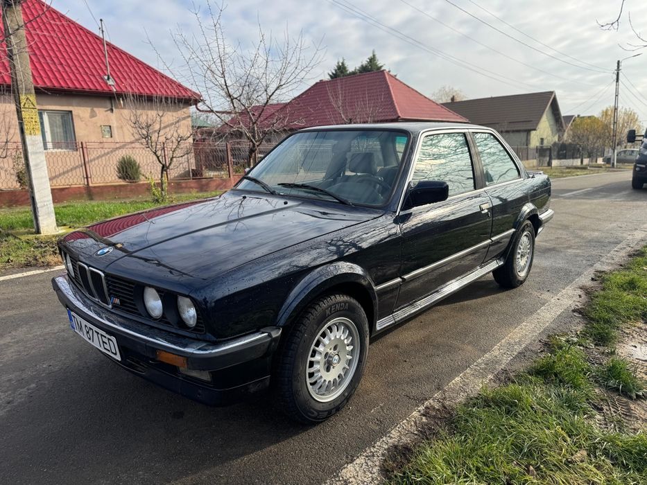 BMW E30 325ix ursulet